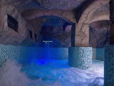 Imagen cueva termal Balneario Vilas del Turbón